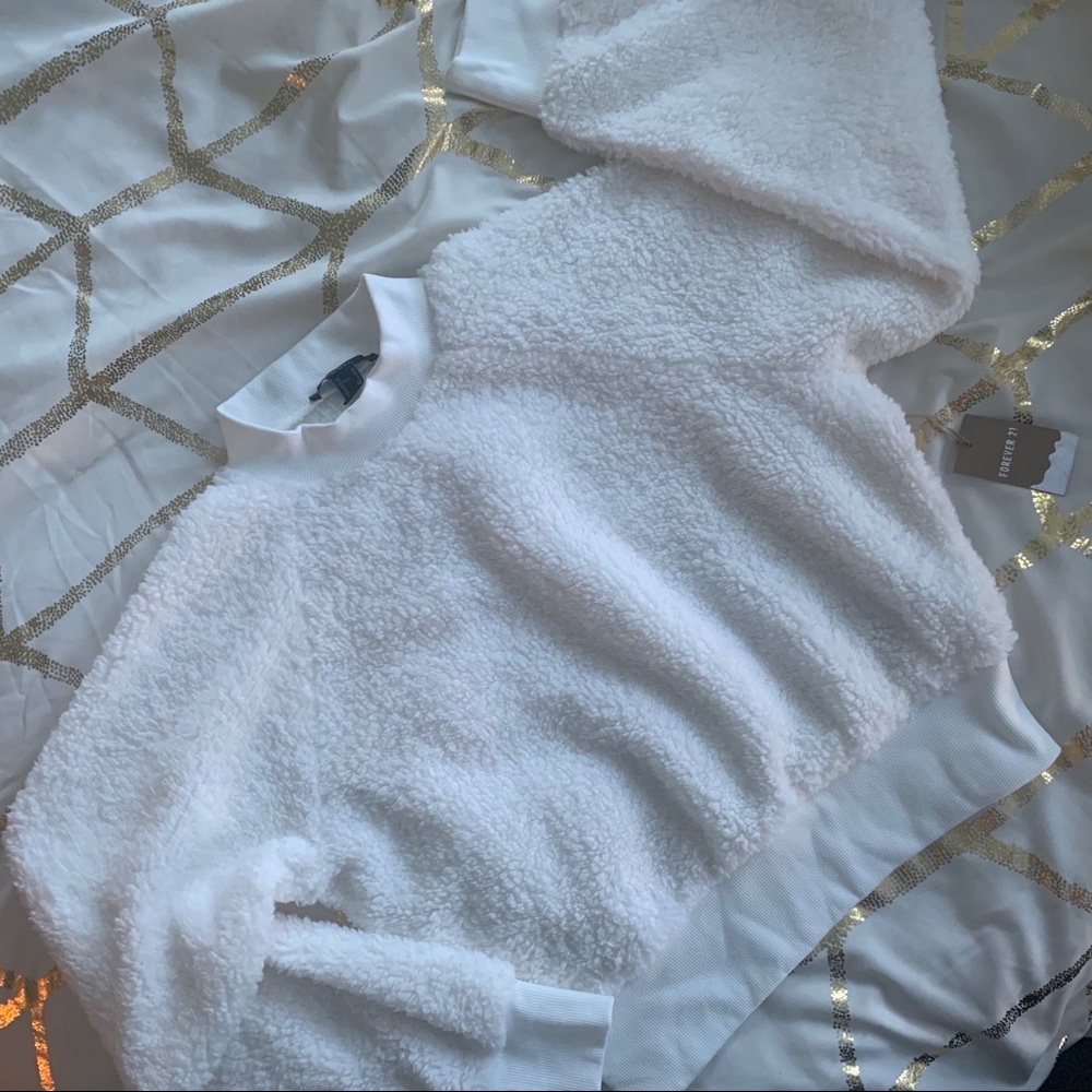 White cropped sweater NWT